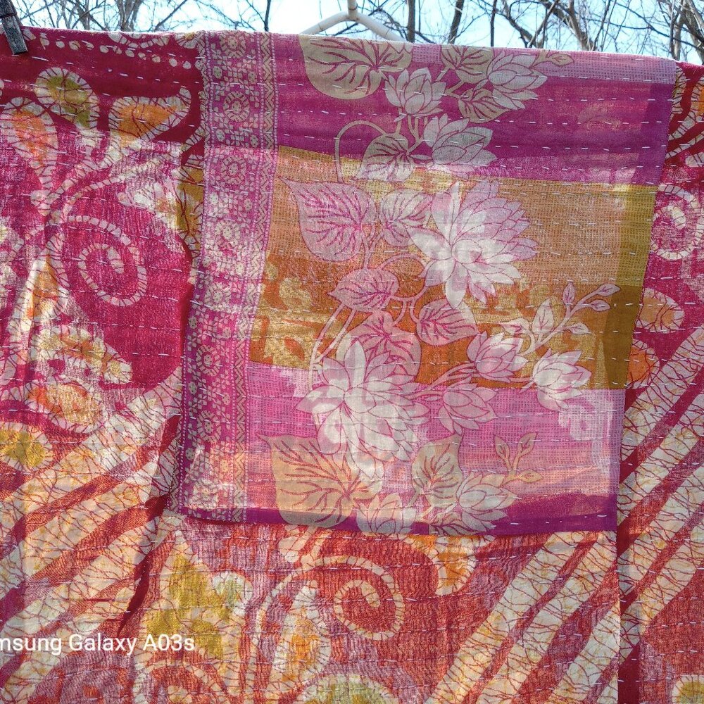 Kantha Quilt Red Green Marigold 52" x 90" 2 Layer Thin Cotton Handmade K150. - Picture 3 of 6